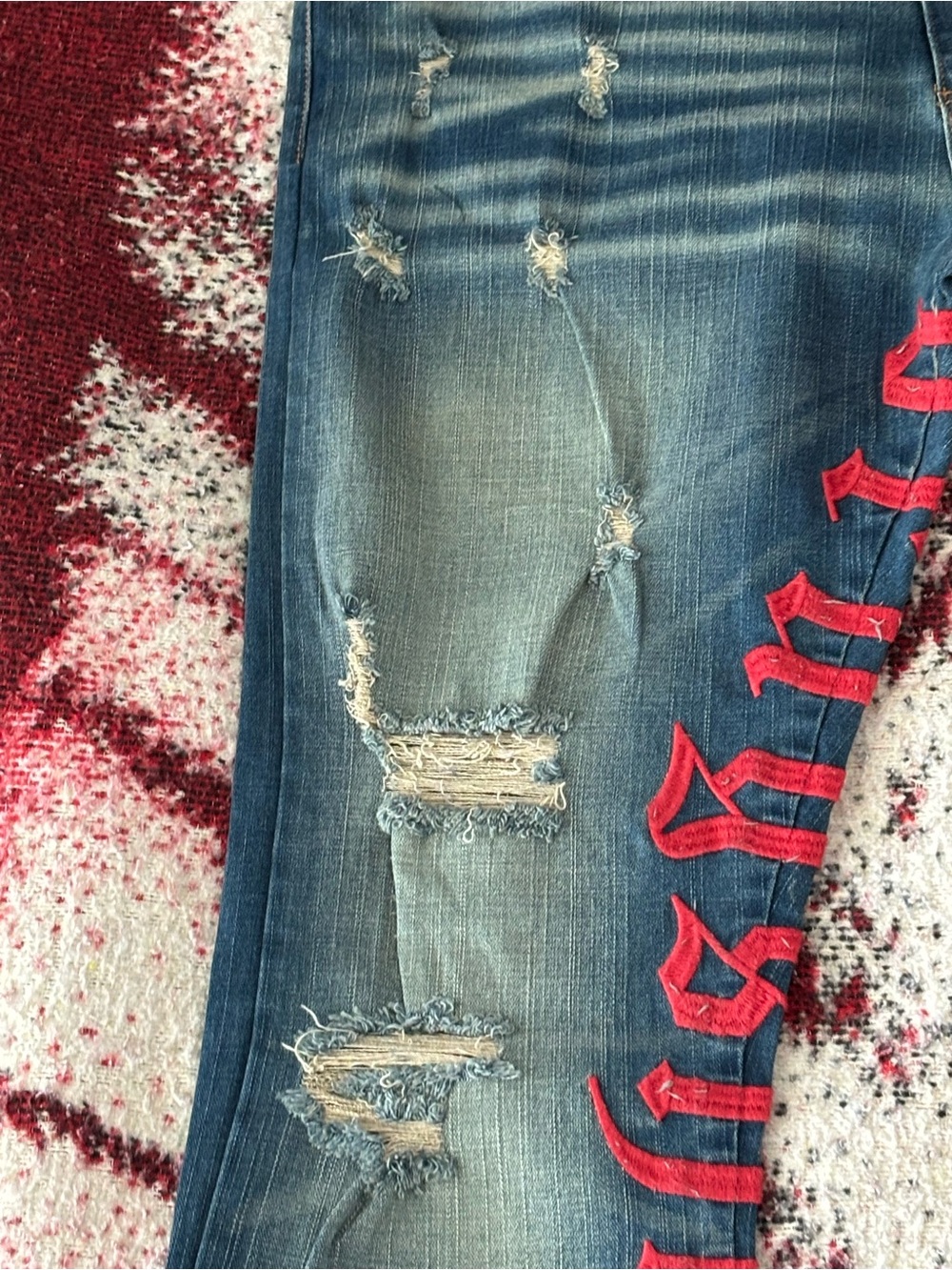 Los Angeles Golden Denim GOLDEN VENUS Flare Distressed Red Letters Jeans Sz: 42 - Picture 4 of 12